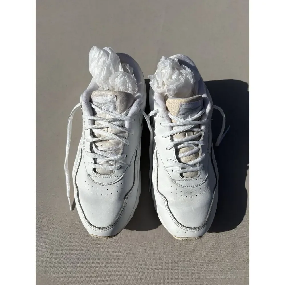 Y2K Reebok White Leather Sneakers Men’s Size 8.5/ Women’s Size 10